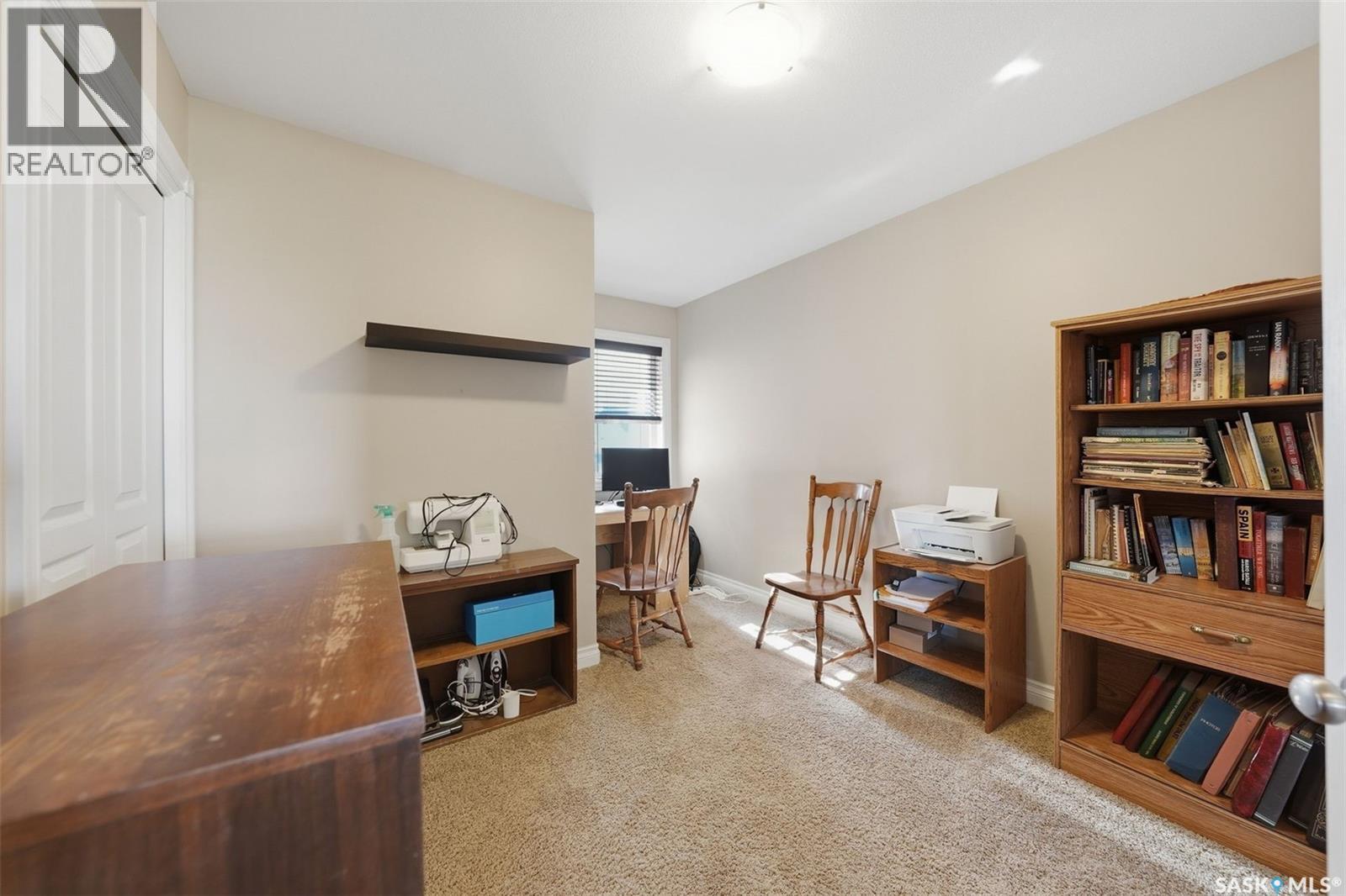 378 Coad Manor, Saskatoon, SK
