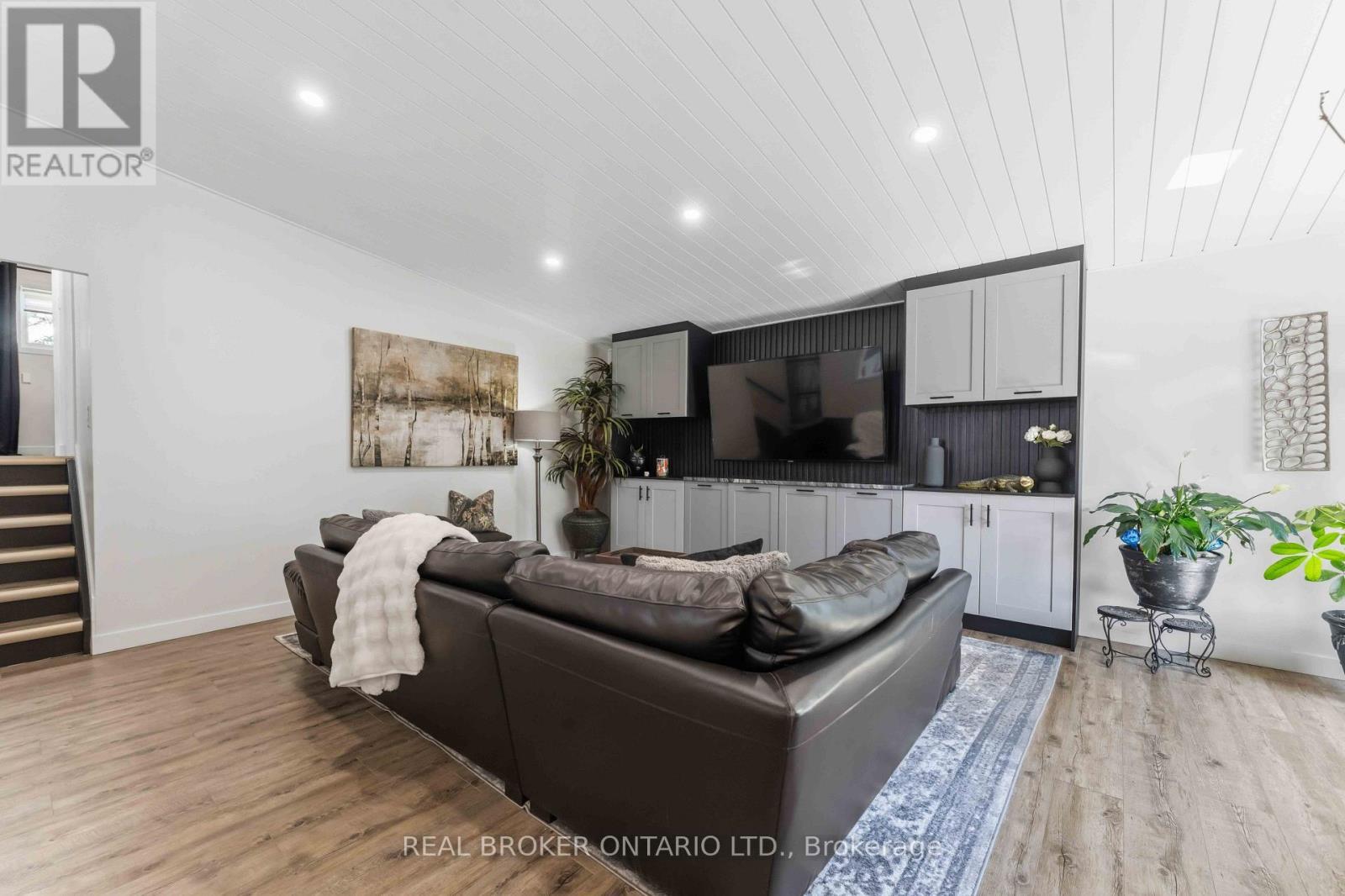 1849 Florida Avenue, Ottawa, ON