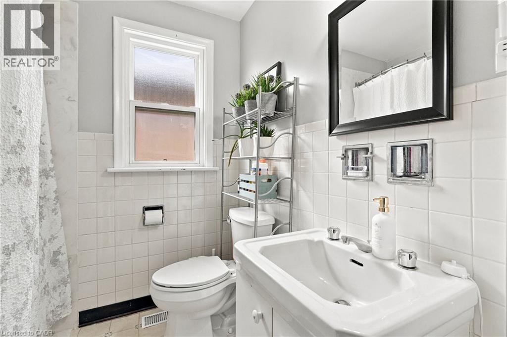 63 Ofield Road, Hamilton, ON