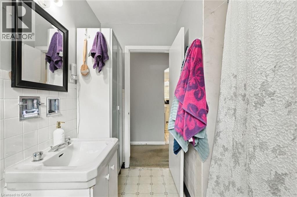 63 Ofield Road, Hamilton, ON