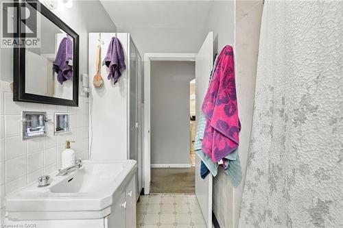 63 Ofield Road, Hamilton, ON 