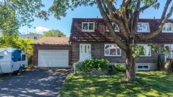 939 Rue de la Seine Boucherville, QC J4B 5T3