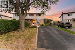 204 BIRCHCLIFFE Crescent  Hamilton, ON L8T 4K9