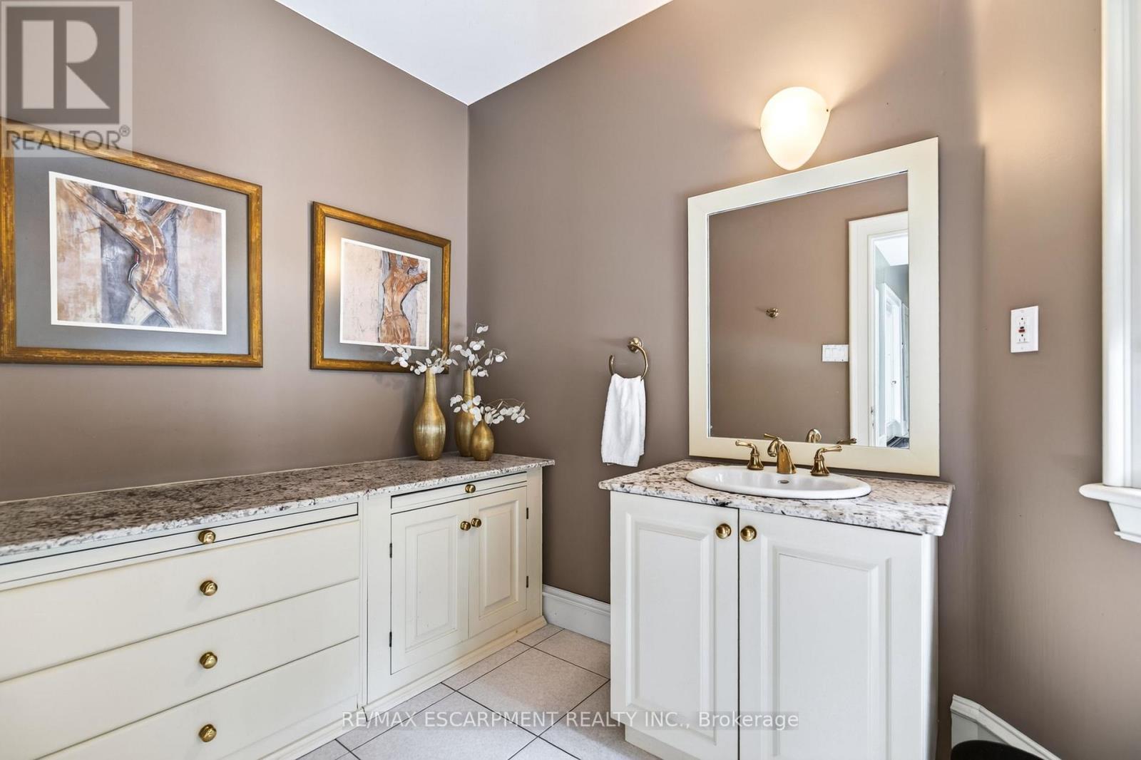 1019 Scenic Drive, Hamilton, ON