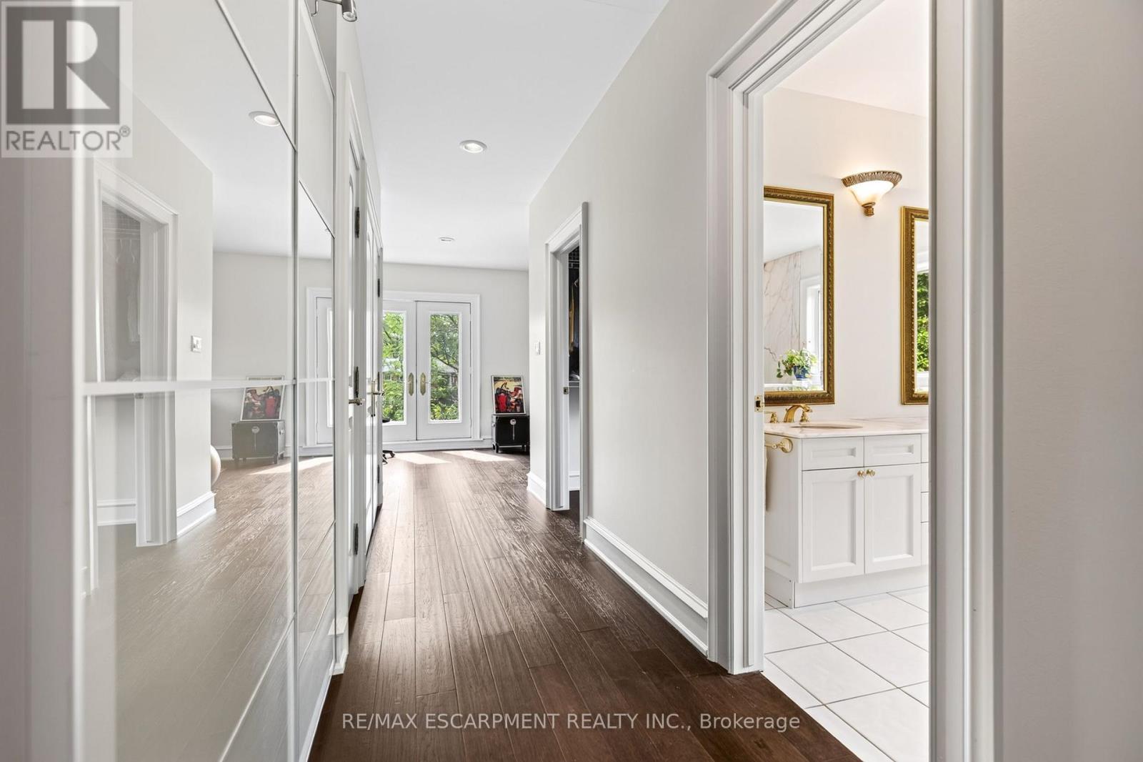 1019 Scenic Drive, Hamilton, ON