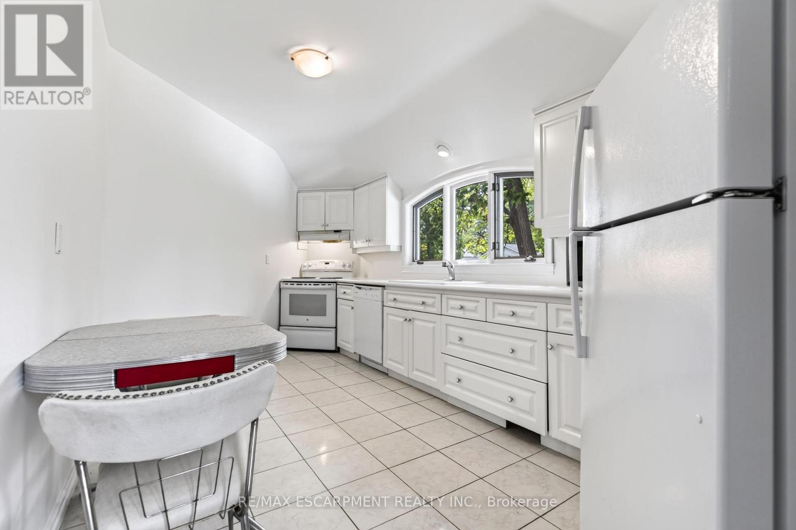 1019 Scenic Drive, Hamilton, ON
