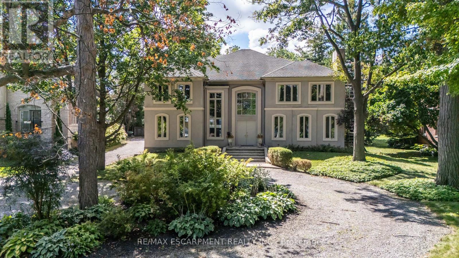 1019 Scenic Drive, Hamilton, ON
