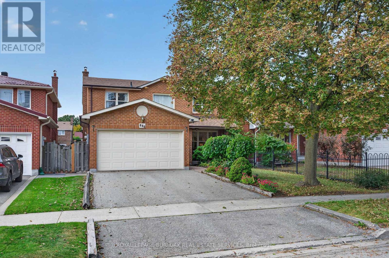 888 Messenger Meadow Drive, Mississauga, ON