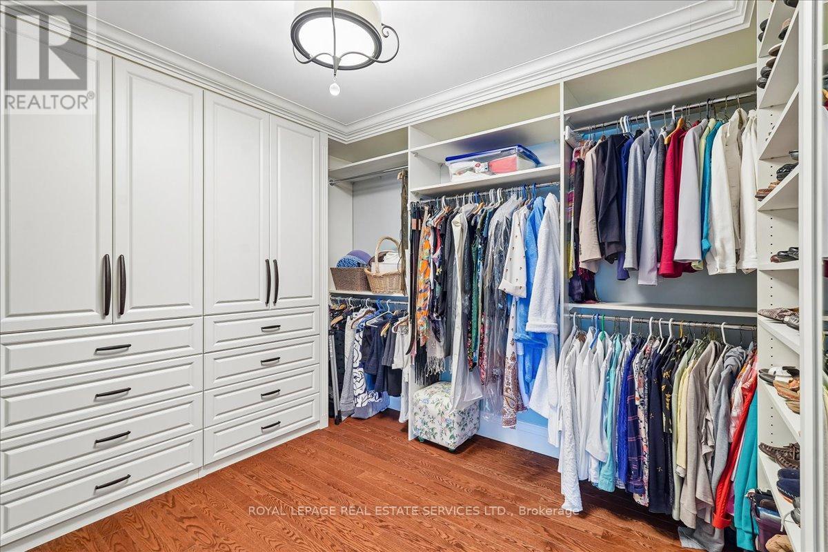 1726 The Pines, Mississauga, ON