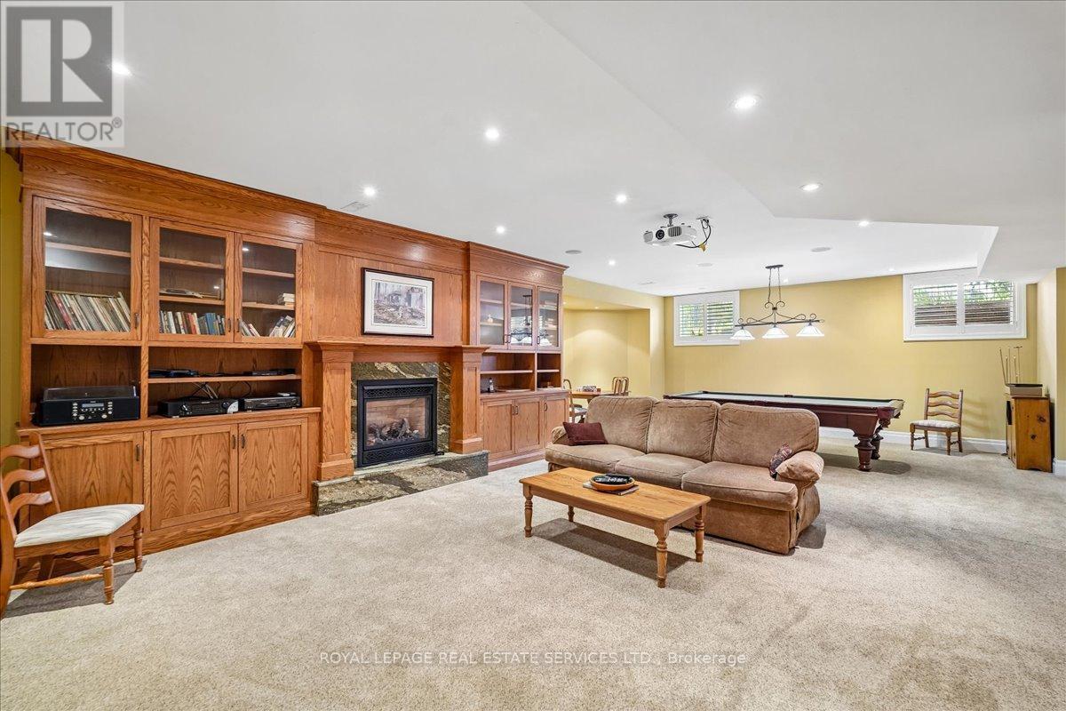 1726 The Pines, Mississauga, ON