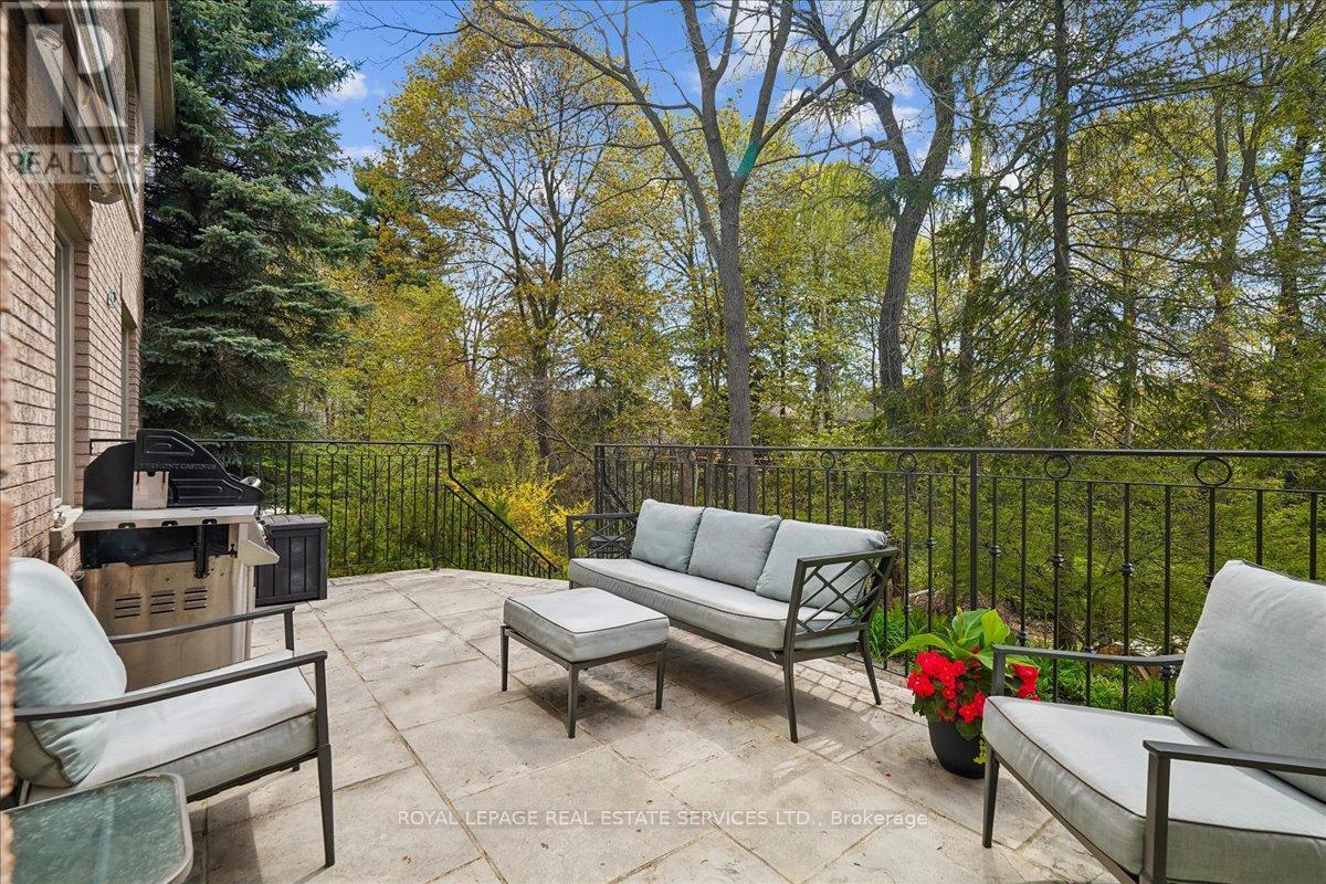 1726 The Pines, Mississauga, ON