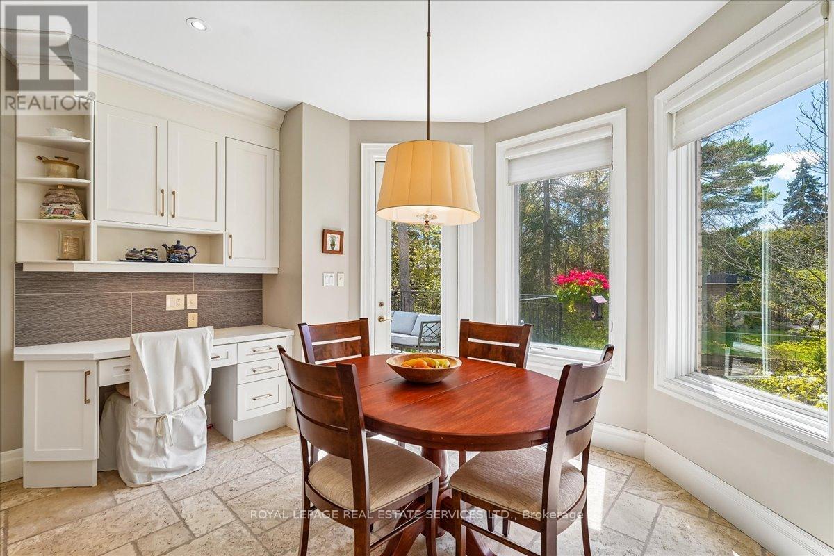 1726 The Pines, Mississauga, ON