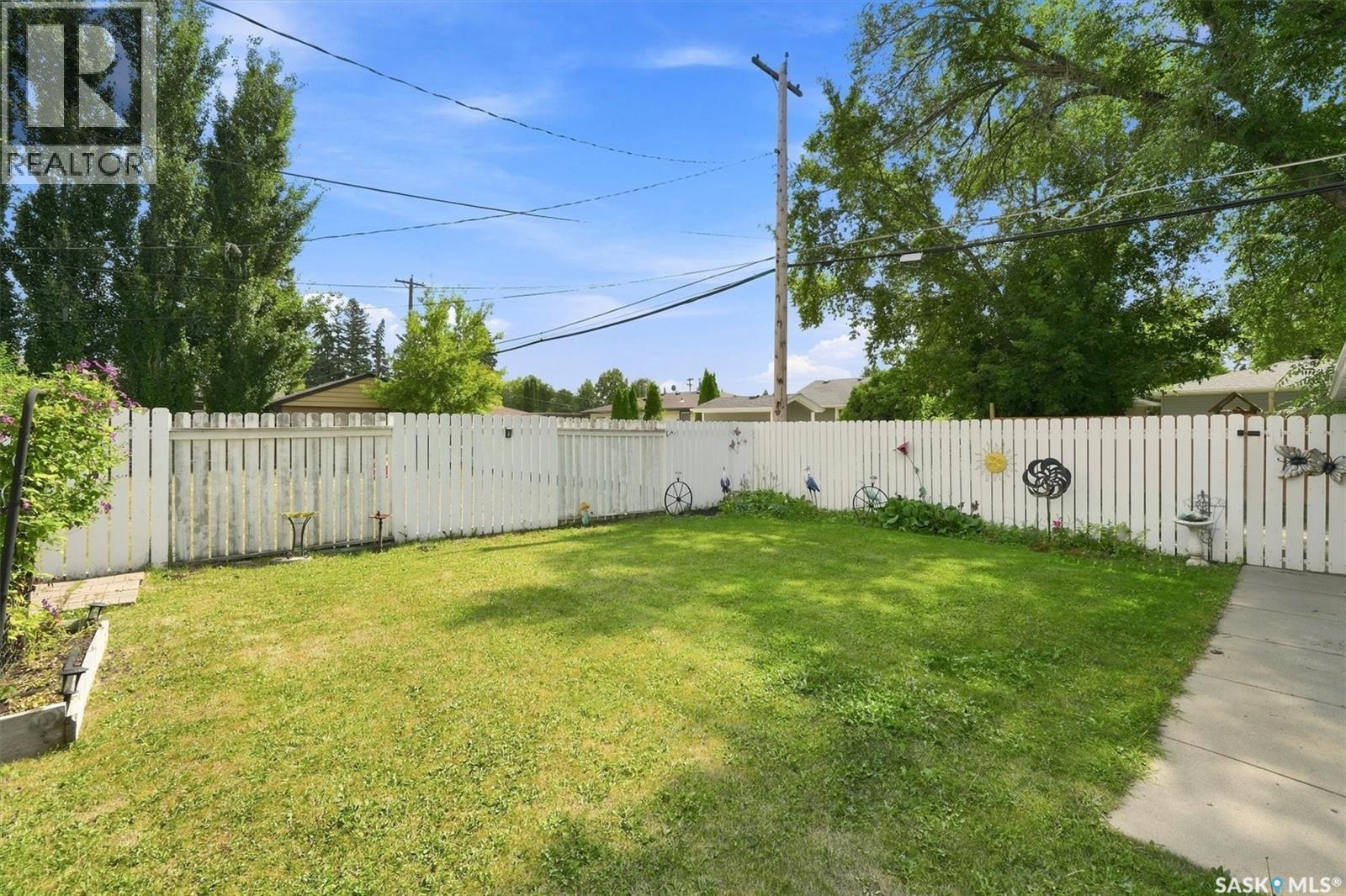 416 Willow Street E, Saskatoon, SK