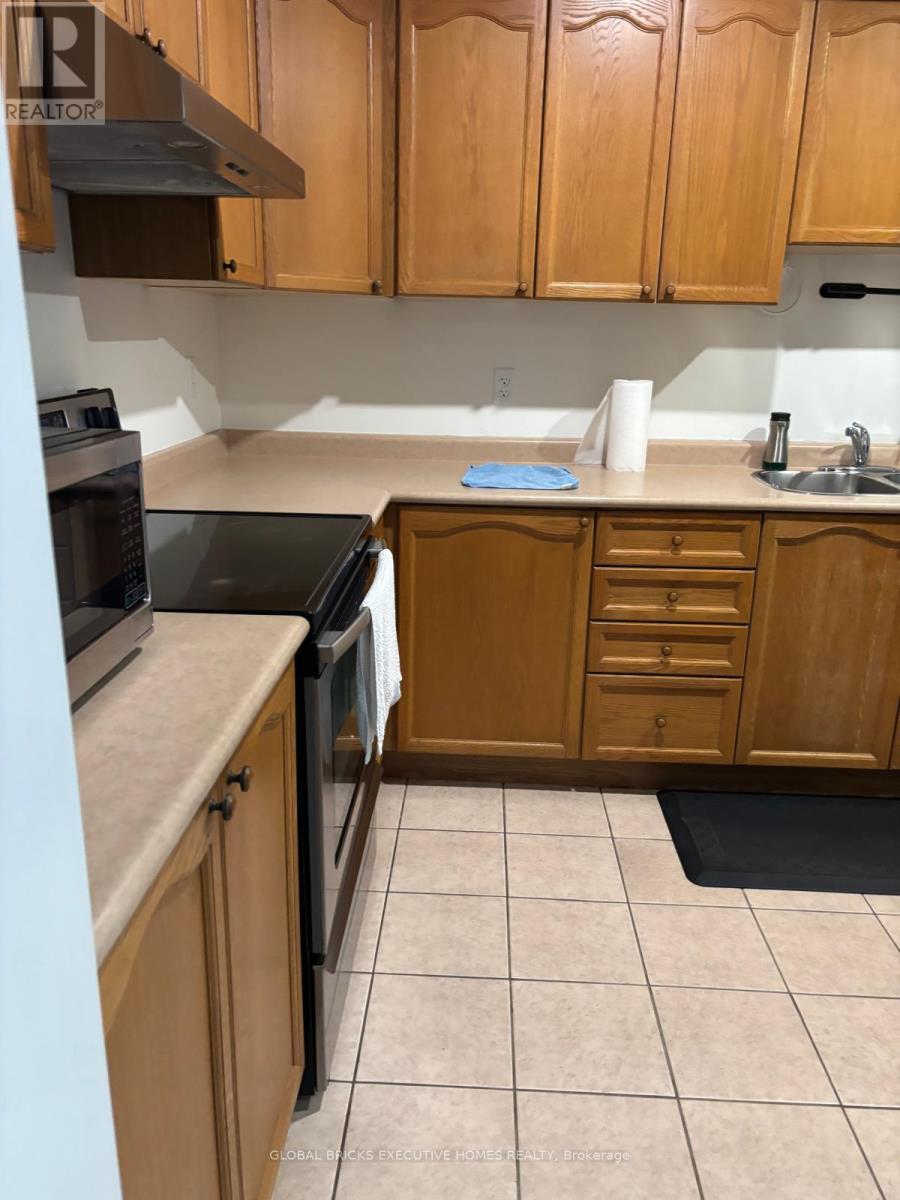 6064 Coxswain Crescent, Mississauga, ON
