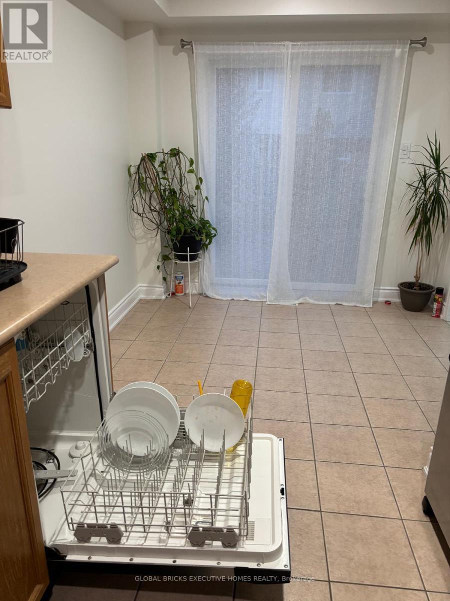 6064 Coxswain Crescent, Mississauga, ON