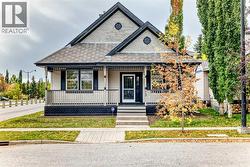 73 Inverness Green SE  Calgary, AB T2Z 2X9