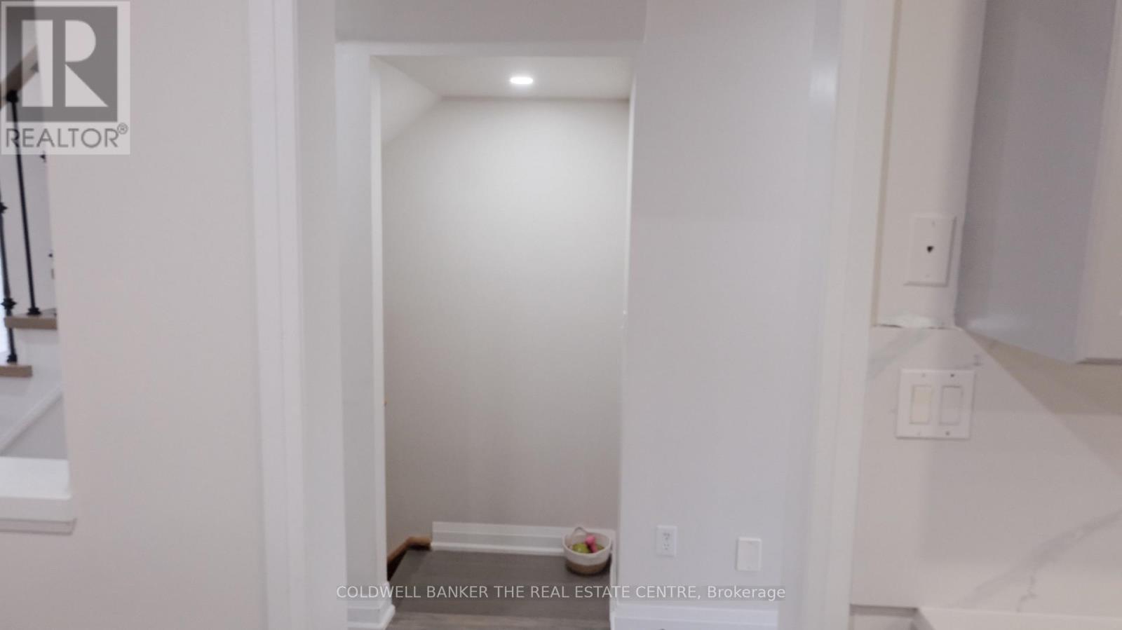 5350 Bushelgrove Circle, Mississauga, ON