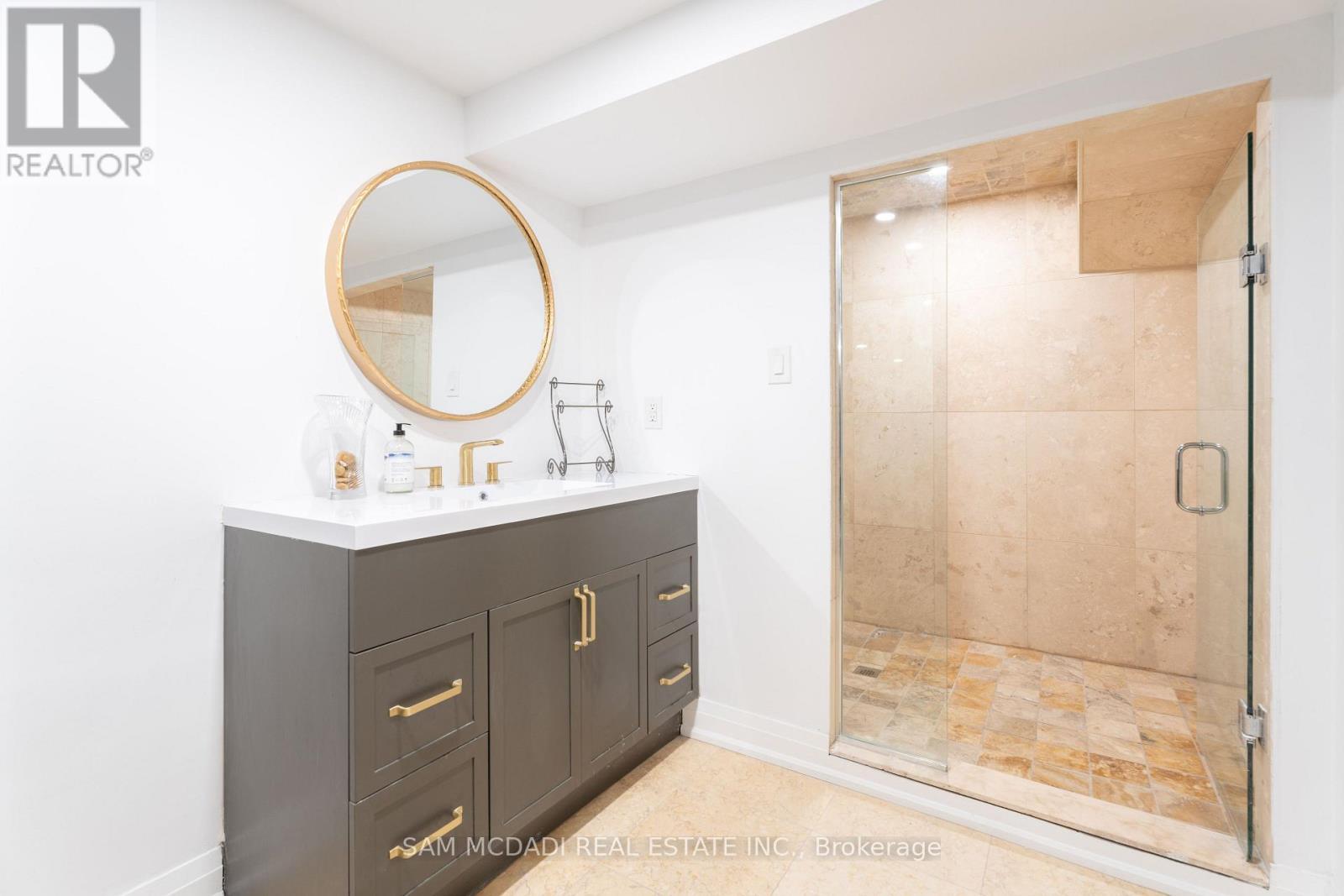 1540 Mississauga Road, Mississauga, ON
