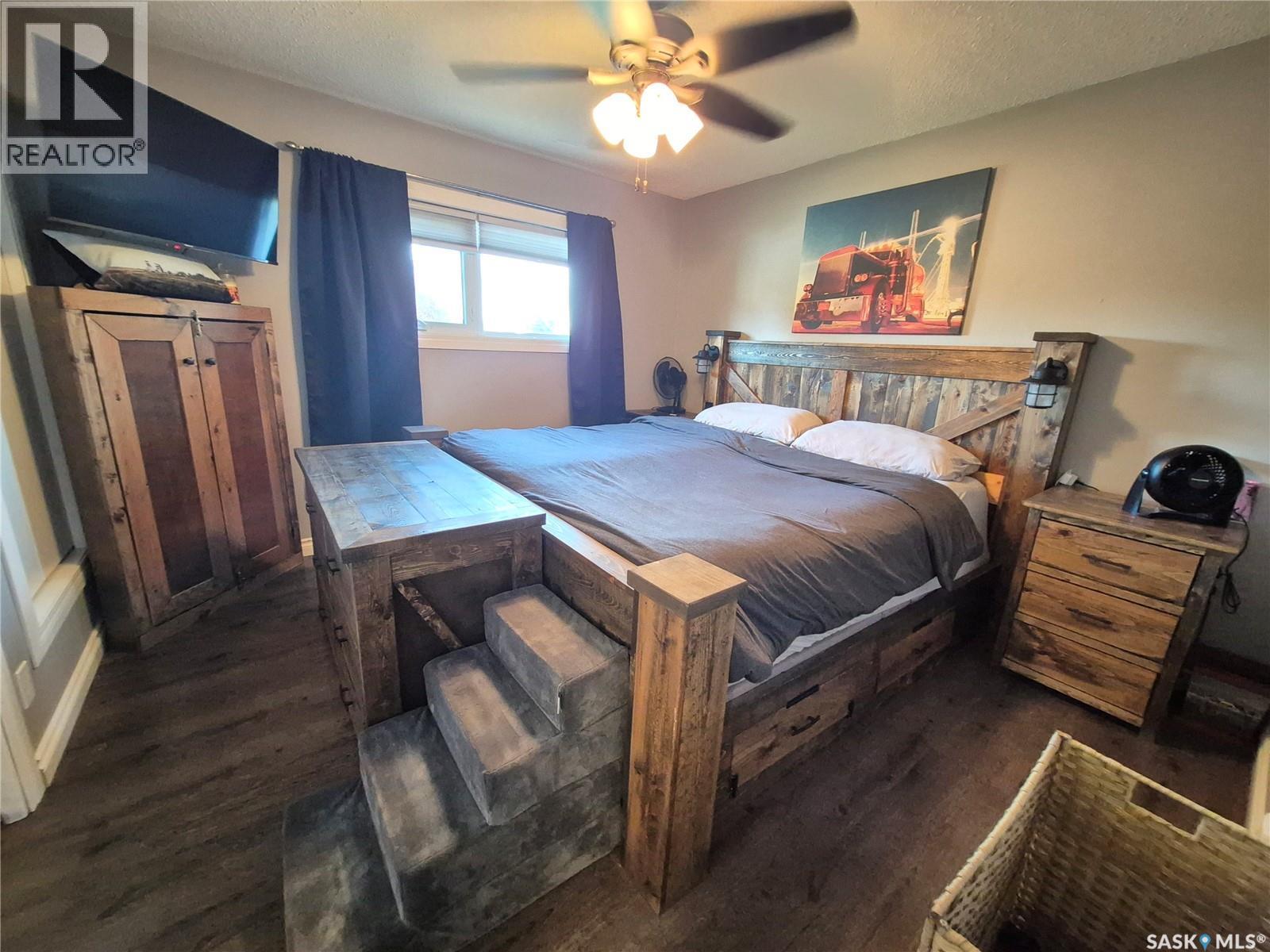 221 Bean Crescent, Weyburn, SK