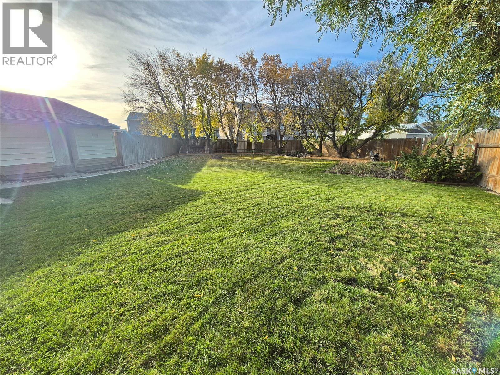 221 Bean Crescent, Weyburn, SK