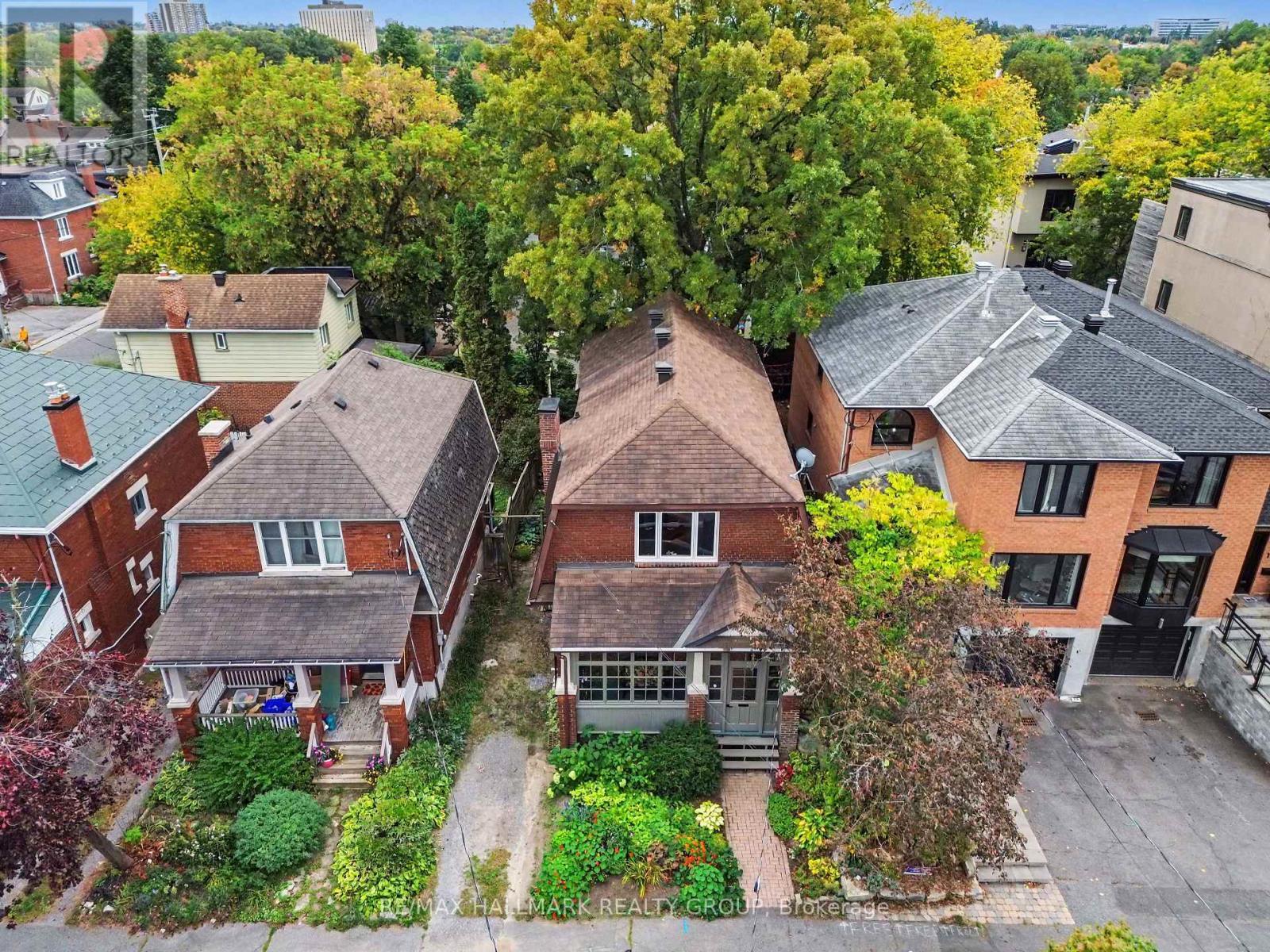 120 Hopewell Avenue, Ottawa, ON