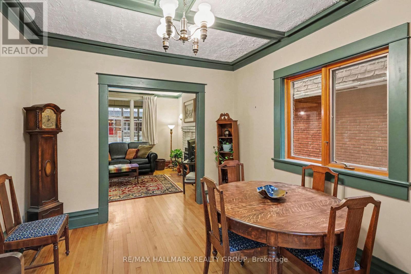 120 Hopewell Avenue, Ottawa, ON