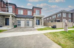 80 TIPP DRIVE Richmond Hill, ON L4E 1M2