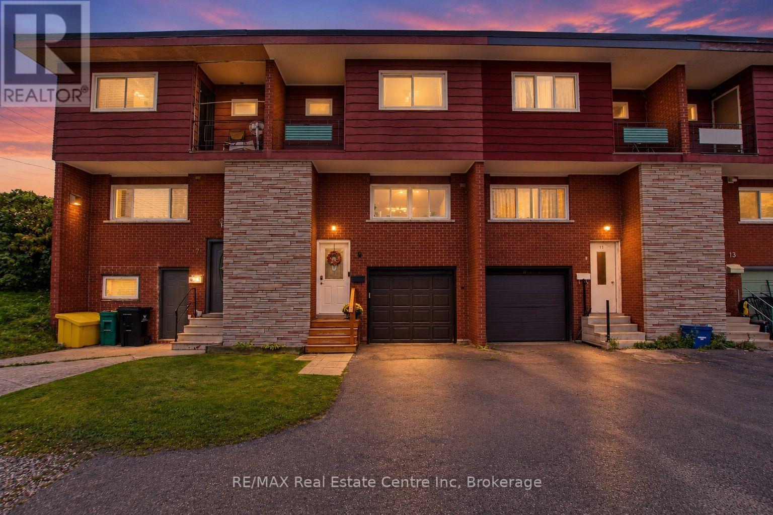 9 Greenbrook Drive, Kitchener, ON