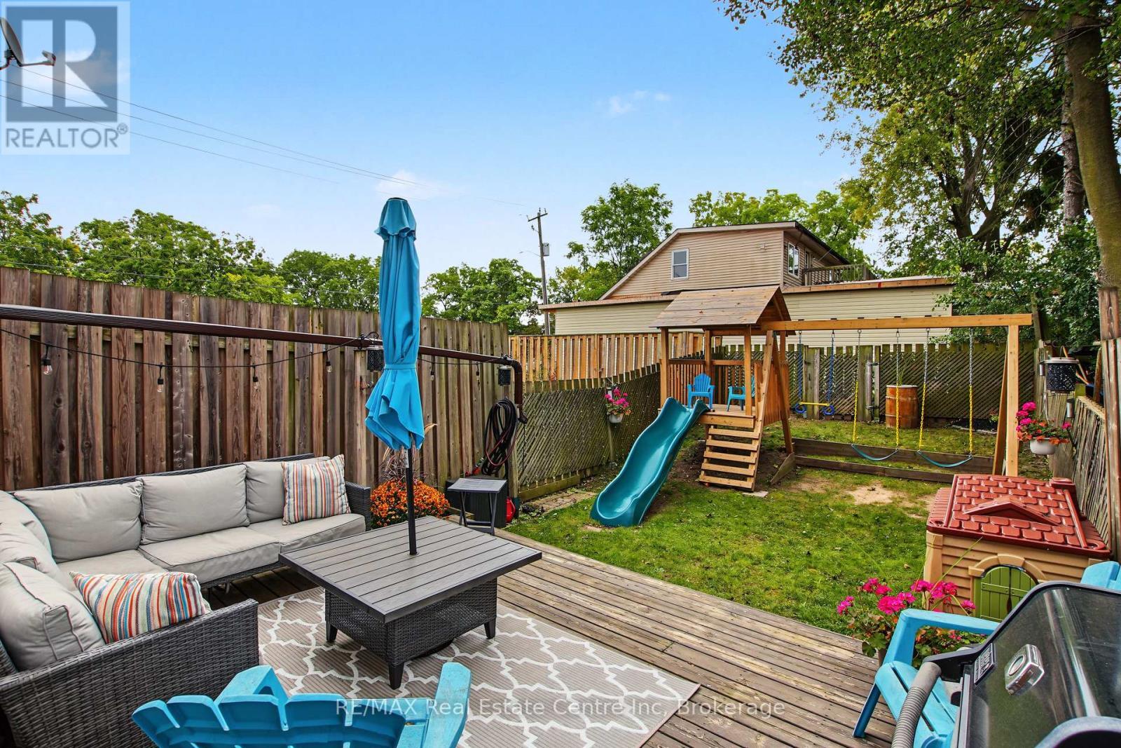 9 Greenbrook Drive, Kitchener, ON