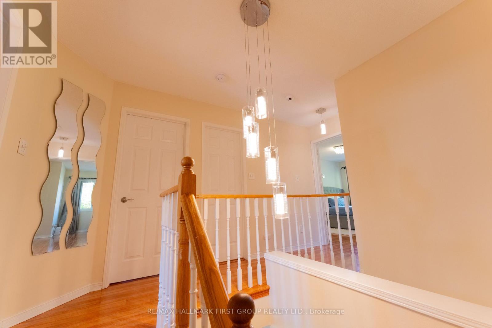 7686 Black Walnut Trail, Mississauga, ON