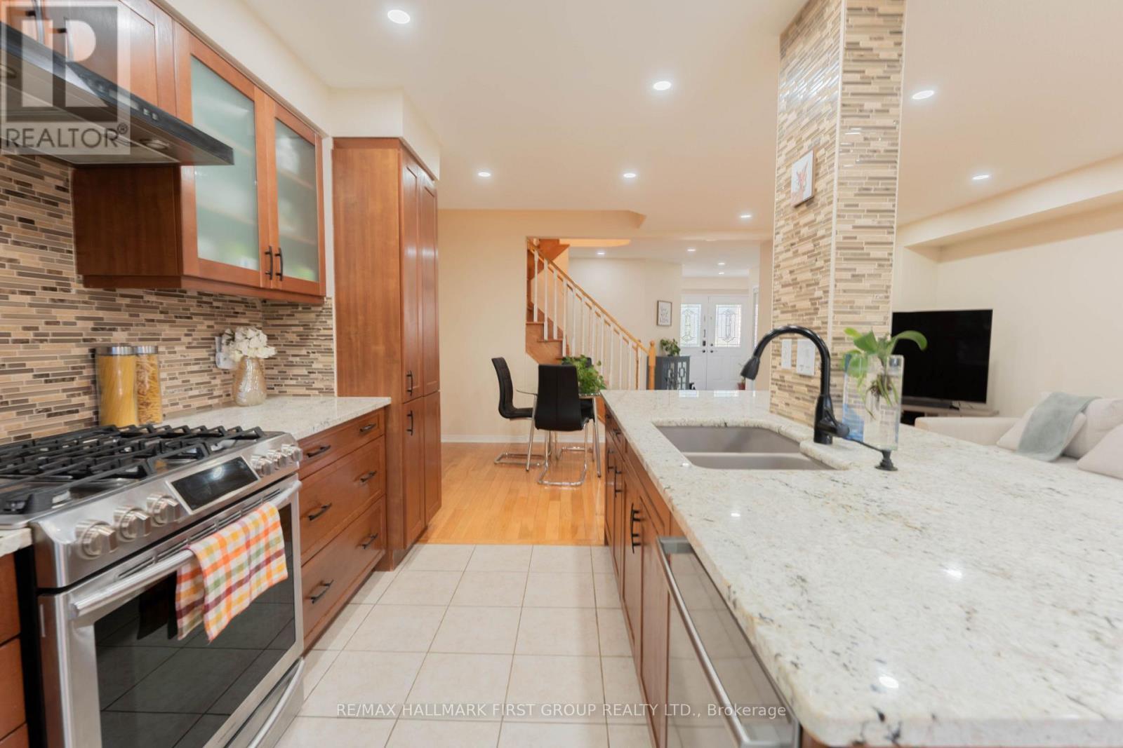 7686 Black Walnut Trail, Mississauga, ON