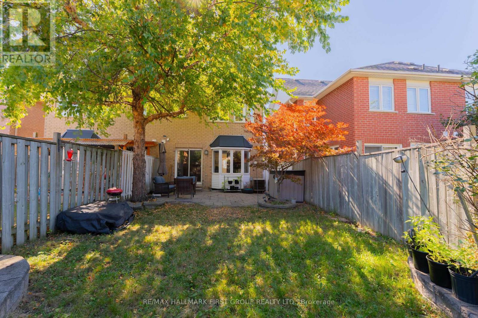 7686 Black Walnut Trail, Mississauga, ON