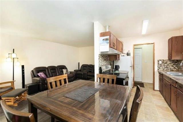 203 Novavista Dr, Winnipeg, MB