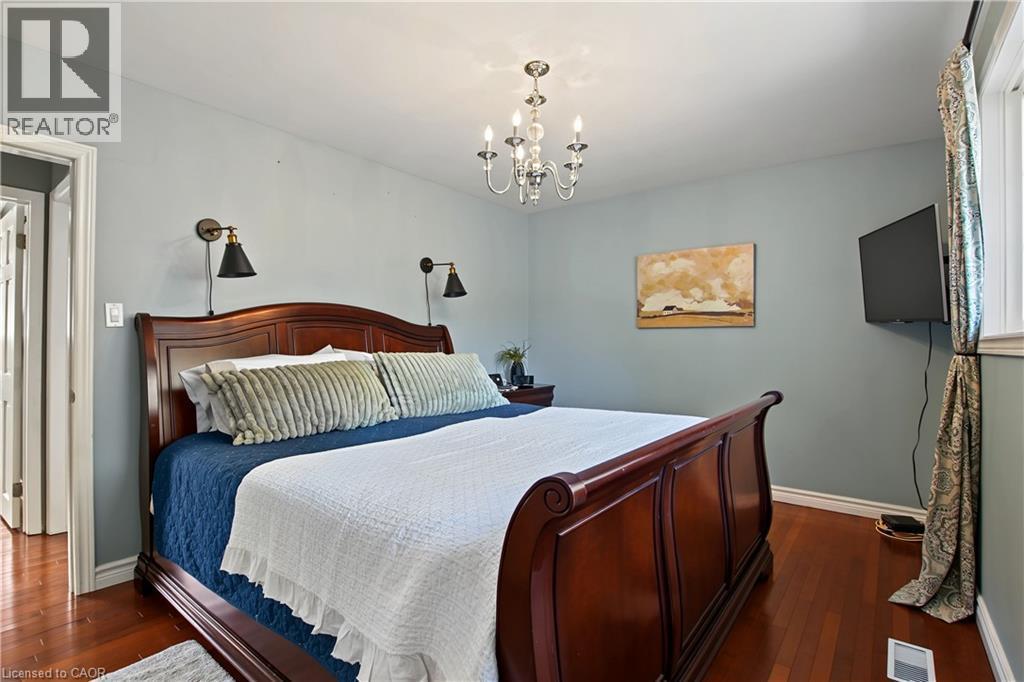 111 Macgregor Crescent, Waterloo, ON