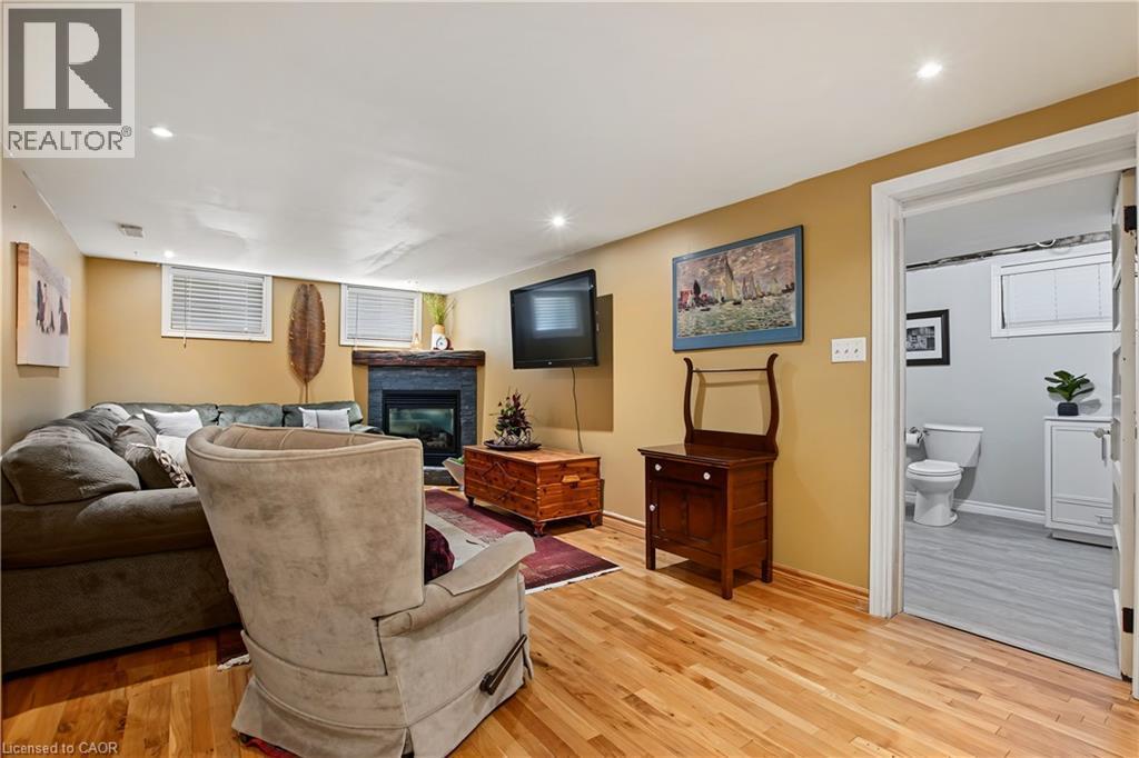 111 Macgregor Crescent, Waterloo, ON