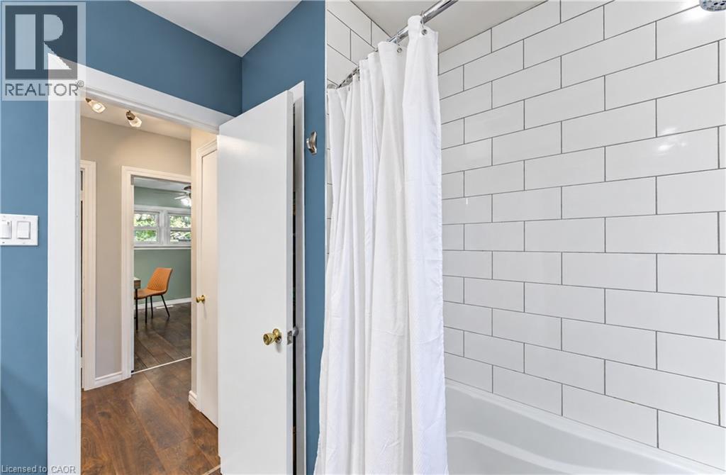 122 Brandon Avenue, Kitchener, ON