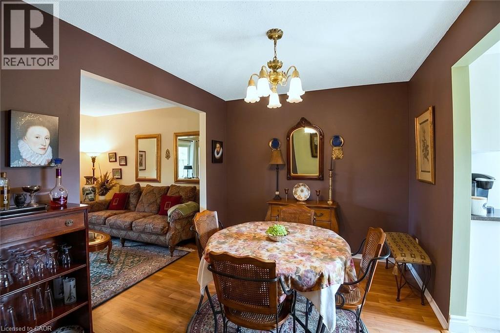 18 Claudette Gate, Hamilton, ON