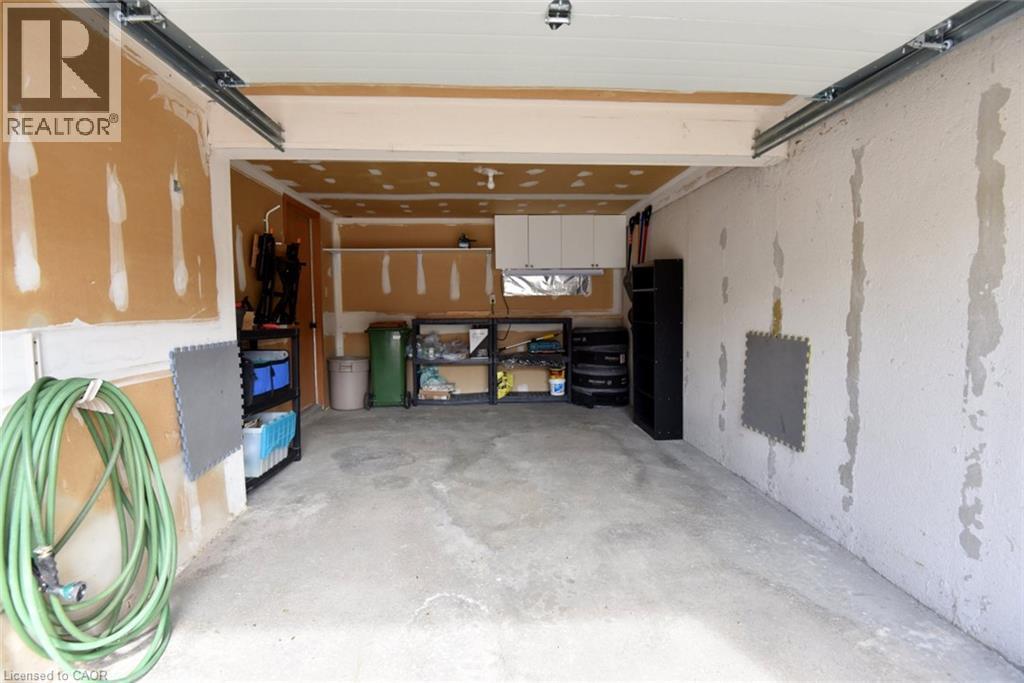 18 Claudette Gate, Hamilton, ON
