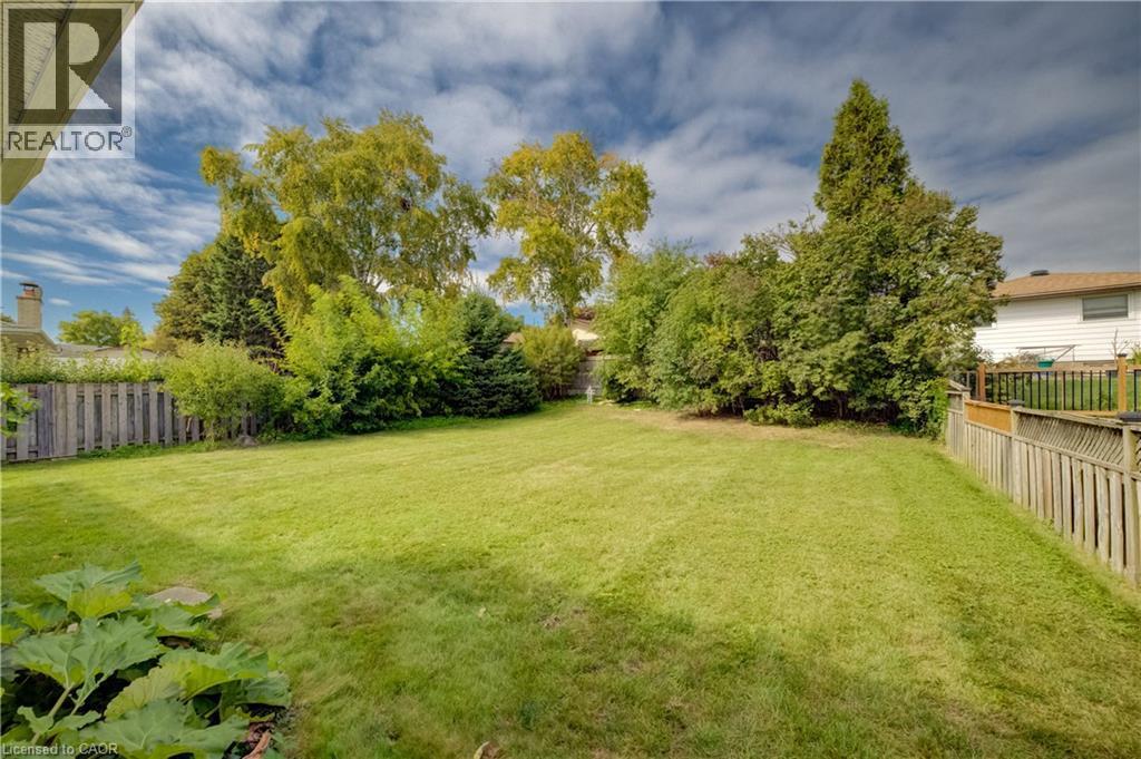 30 Kingswood Drive, Kitchener, ON