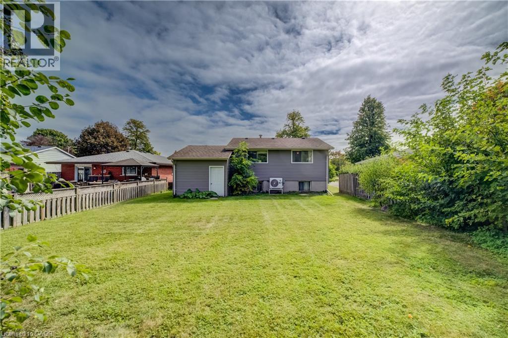 30 Kingswood Drive, Kitchener, ON