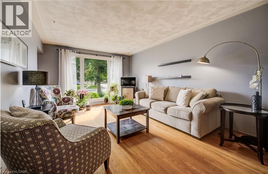 30 Kingswood Drive, Kitchener, ON