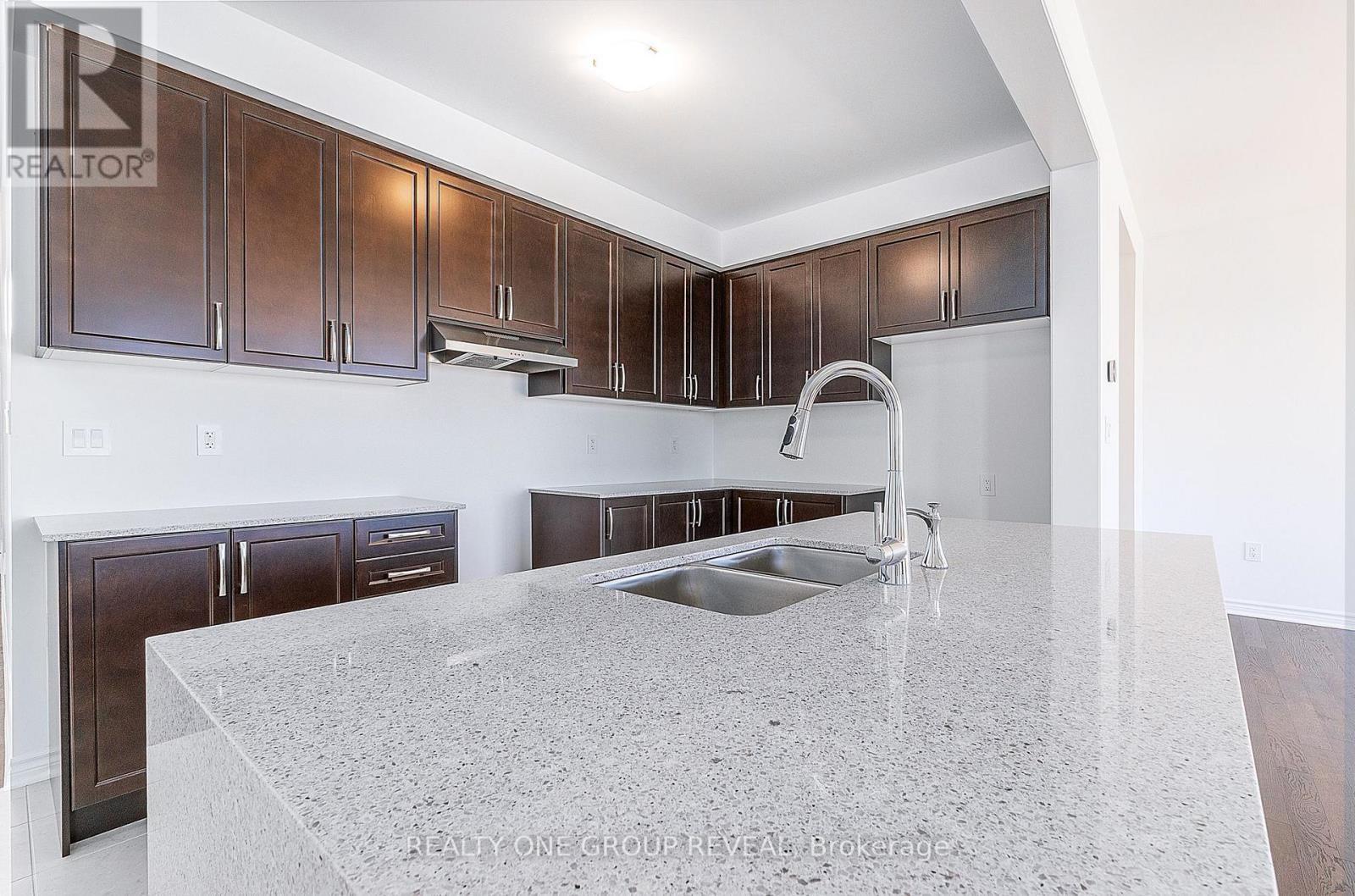 3435 Deepglade Path, Pickering, ON