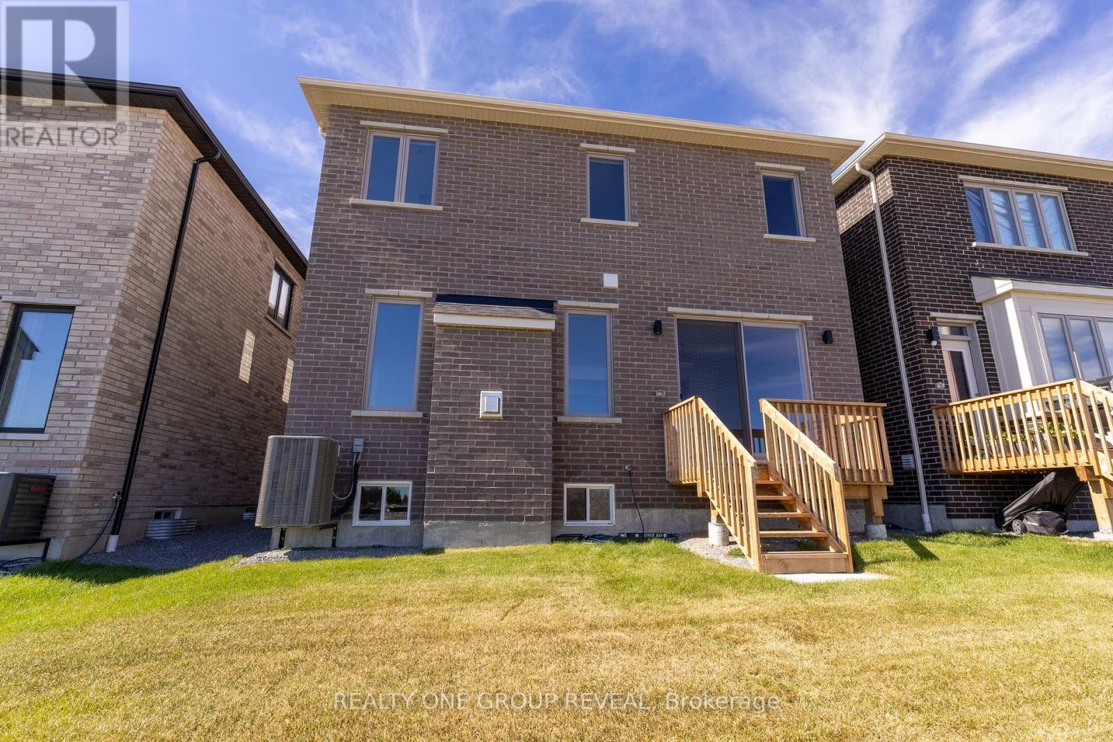 3435 Deepglade Path, Pickering, ON
