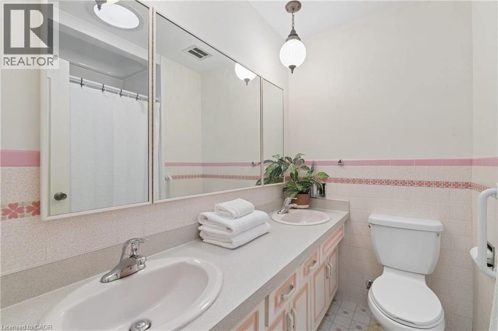 54 Hampton Place, Kitchener, ON