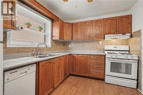 146 Belmont Avenue, Hamilton, ON 
