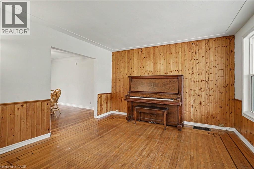 146 Belmont Avenue, Hamilton, ON