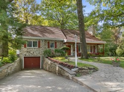1717 Place De Grosbois Saint-Bruno-De-Montarville, QC J3V 4N1