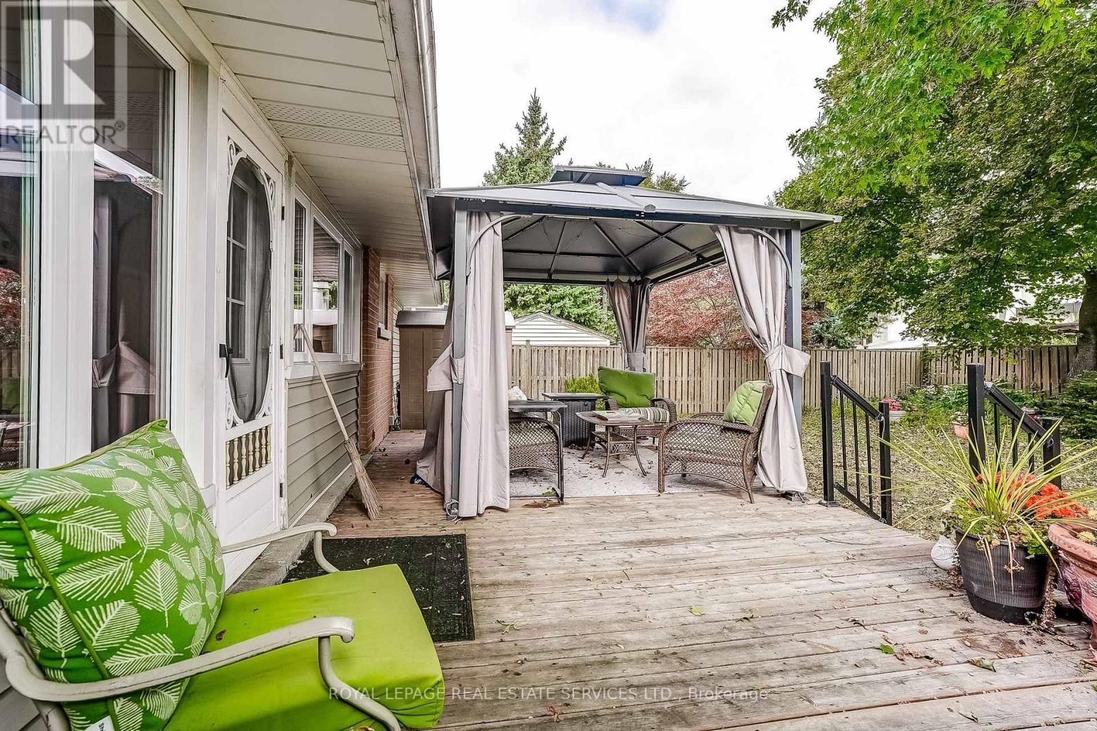 BACKYARD GAZEBO AND DECK - 27 Sora Drive, Mississauga, ON