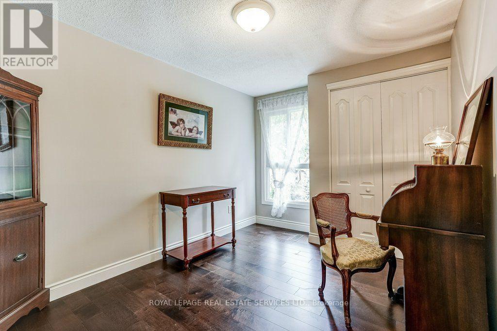 Third bedroom. - 1770 Hyde Mill Crescent, Mississauga, ON