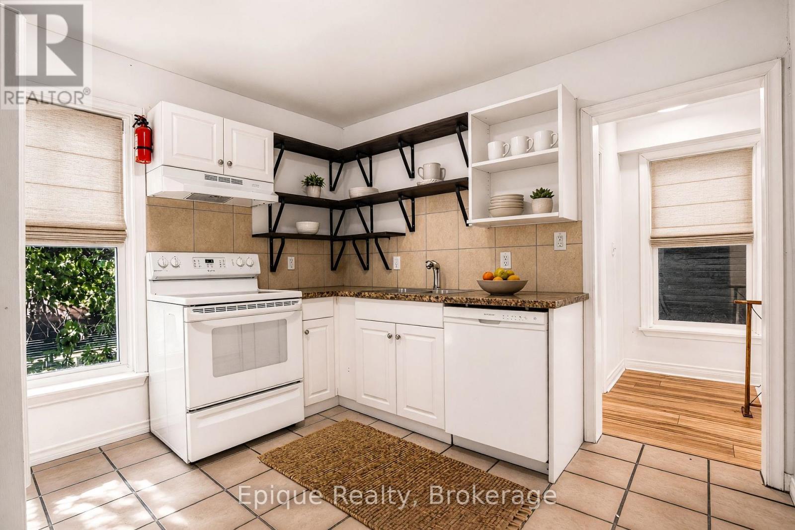 170 Emerald Street S, Hamilton, ON